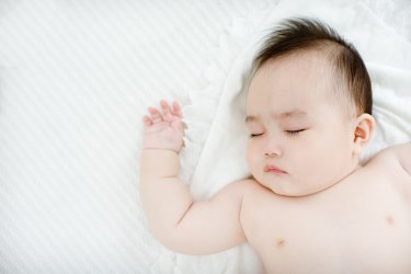 Good night kiss images with quotes for husband Pictures of a baby sleeping
